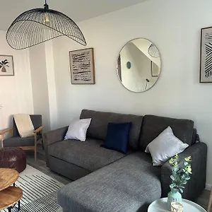 Apartment Charming Home, Walking Distance To Bay And Centre With Parking, Cardiff